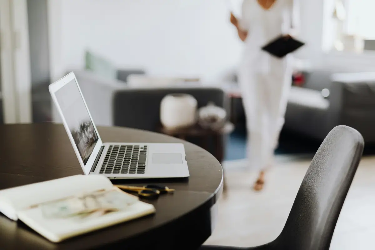 Móveis para Home Office O Que Comprar e Como Escolher [Guia Definitivo]